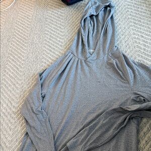 Men’s lululemon small license to train Long Sleeve Hoodie